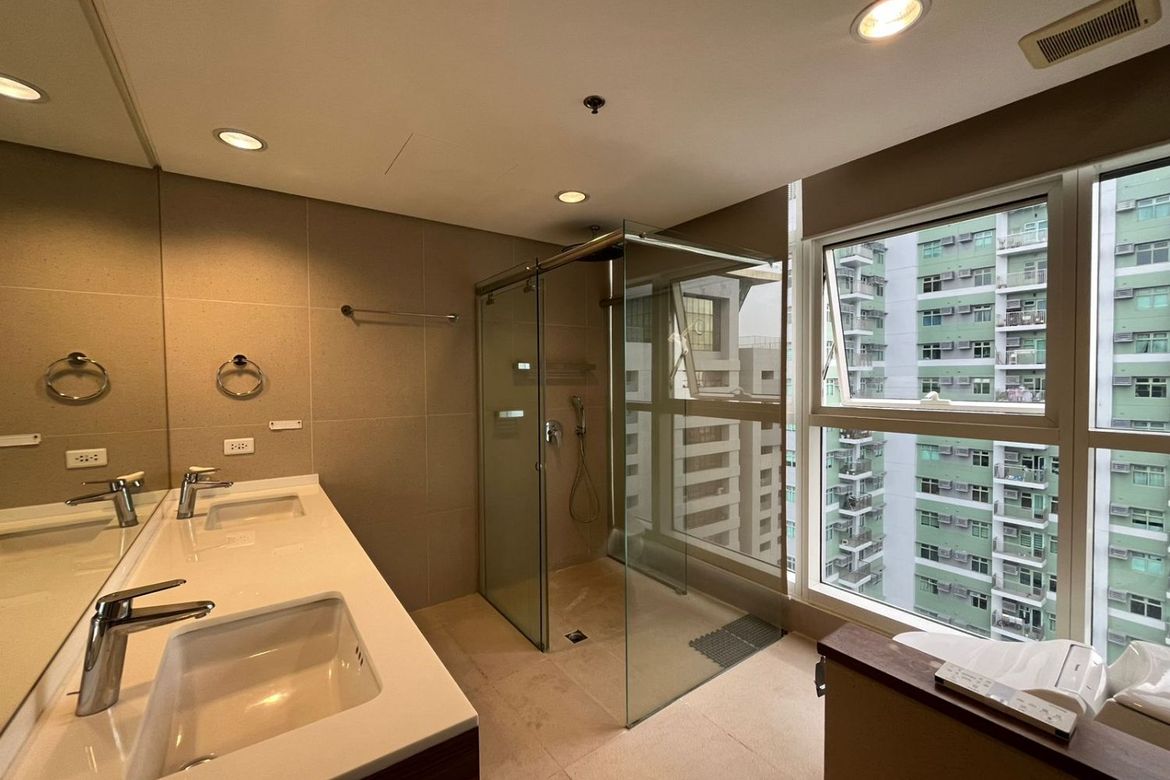 3 Bedroom Condo for Rent in Kaunlaran, Quezon City, Metro Manila near LRT-2 Betty Go-Belmonte photo 4