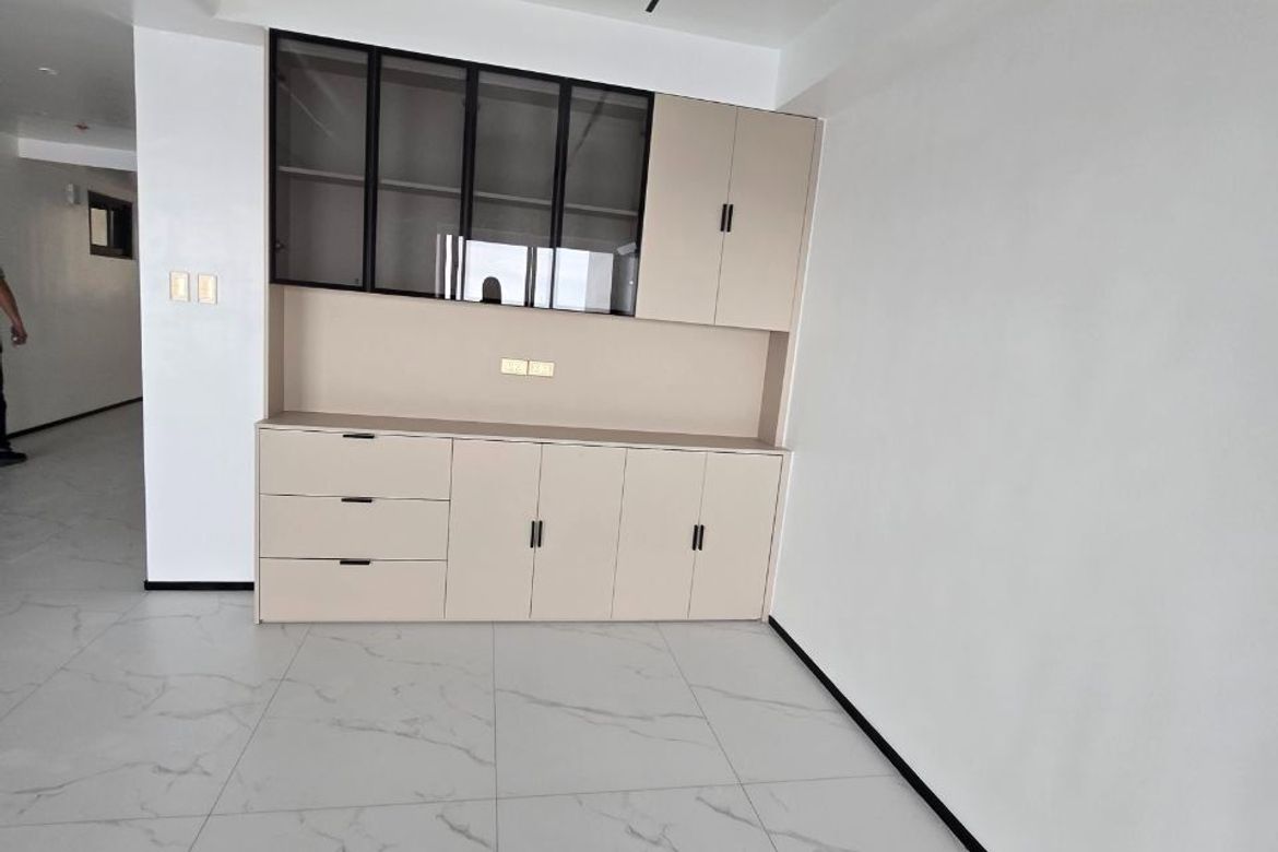 3 Bedroom Condo for Rent in Malate, Manila, Metro Manila near LRT-1 Vito Cruz photo 2