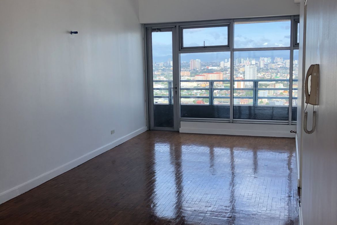 3 Bedroom Condo for Rent in One Adriatico Place, Quiapo, Manila, Metro Manila near LRT-1 Carriedo photo 6