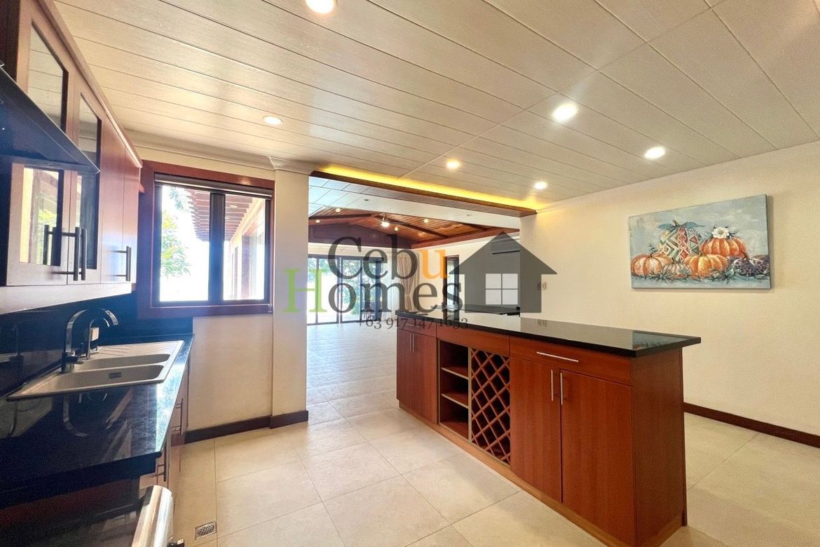 3 Bedroom Condo for Rent in Punta Engaño, Lapu-Lapu, Cebu photo 8