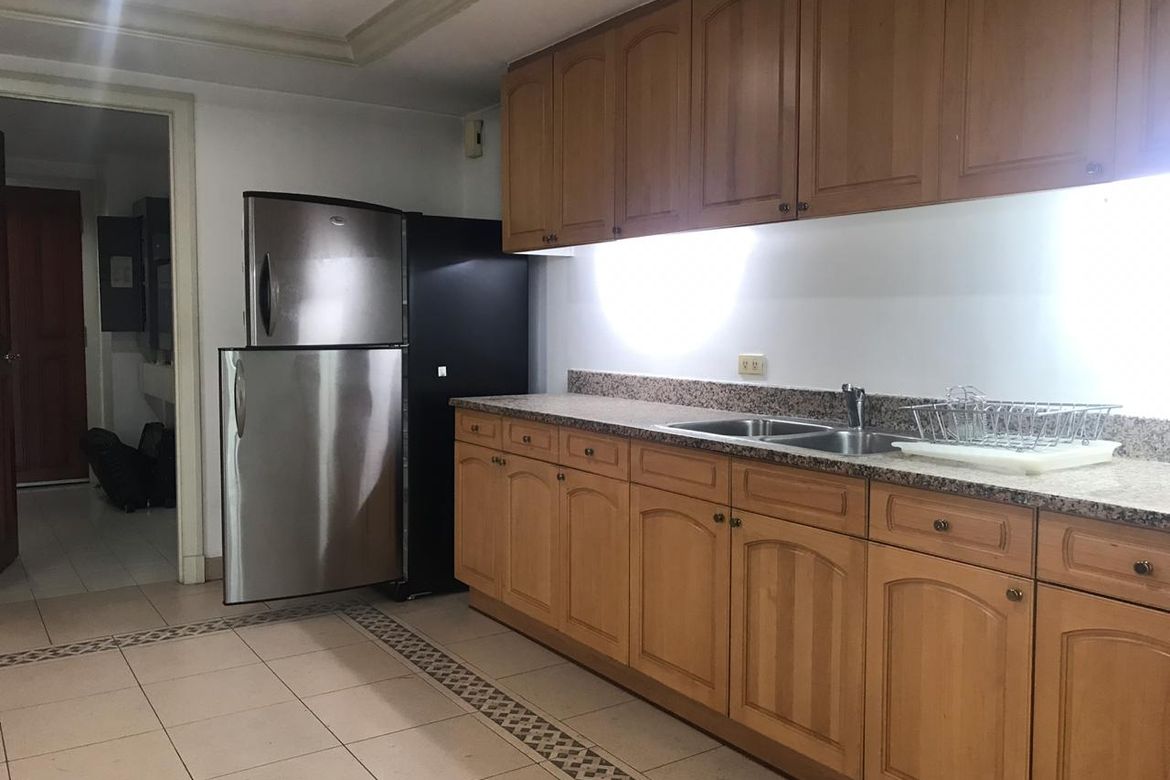 3 Bedroom Condo for Rent in Rizal Tower, Rockwell, Makati, Metro Manila photo 3