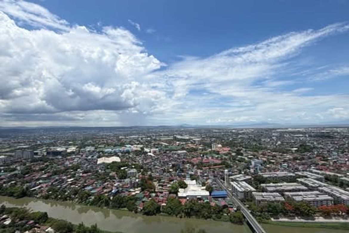 3 Bedroom Condo for Rent in San Nicolas, Pasig, Metro Manila photo 8