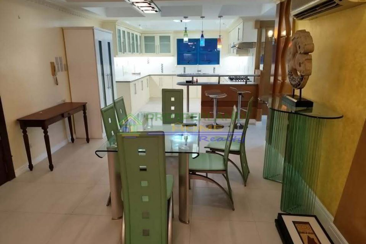 3 Bedroom Condo for Rent in South Triangle, Quezon City, Metro Manila near MRT-3 Quezon Avenue photo 6