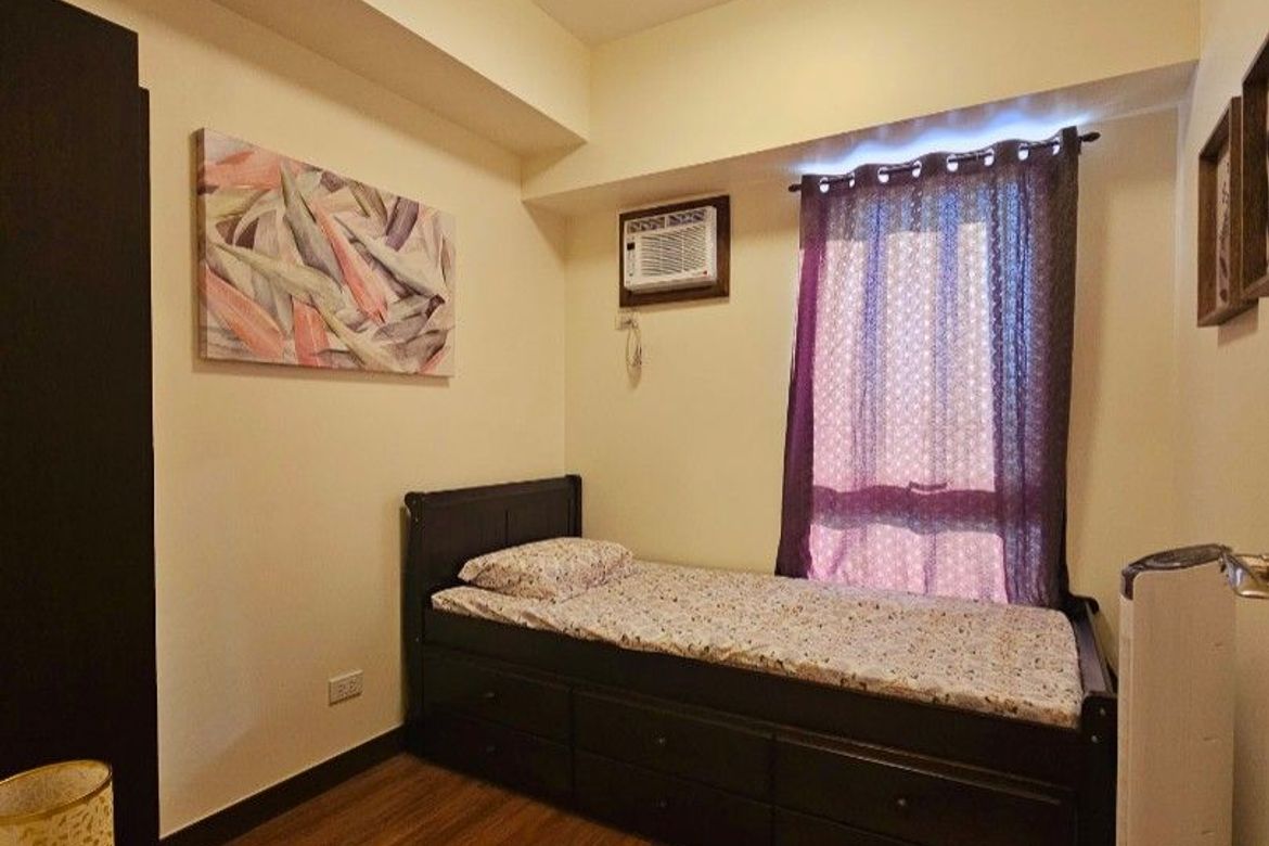 3 Bedroom Condo for Rent in Tagumpay, Quezon City, Metro Manila near LRT-2 Anonas photo 2
