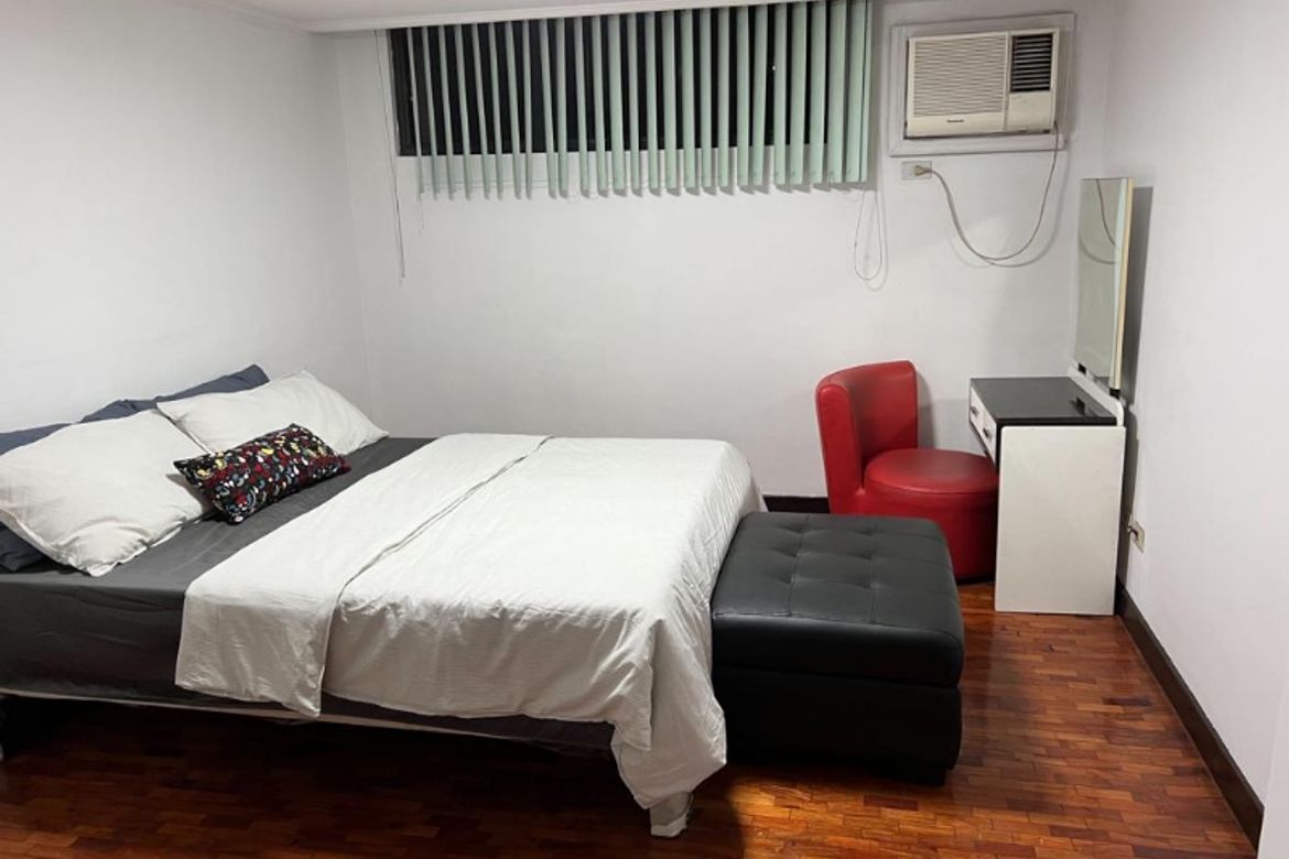 3 Bedroom Condo for Rent in Tambo, Parañaque, Metro Manila
