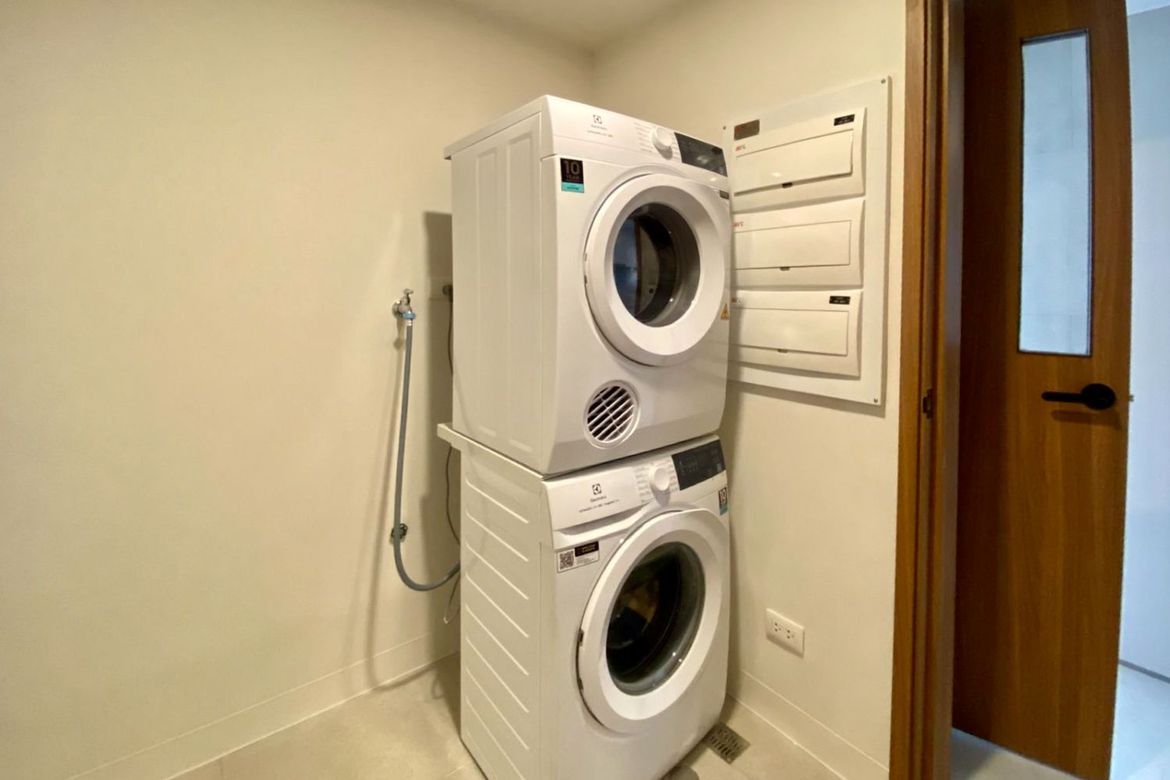 3 Bedroom Condo for Rent in Wack-Wack Greenhills, Mandaluyong, Metro Manila near MRT-3 Ortigas photo 3