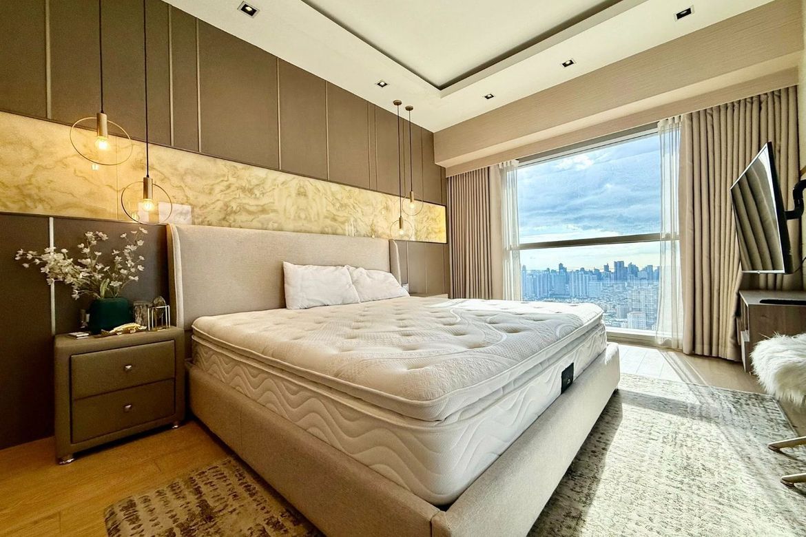 3 Bedroom Condo for Rent in Wack-Wack Greenhills, Mandaluyong, Metro Manila near MRT-3 Shaw Boulevard photo 3
