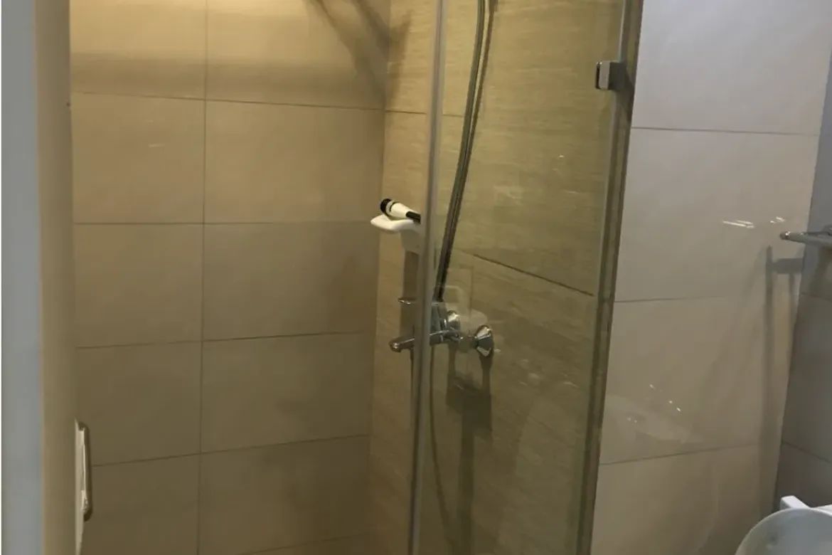 3 Bedroom Condo for Sale in 8 Forbestown Centre, BGC, Taguig – photo 11