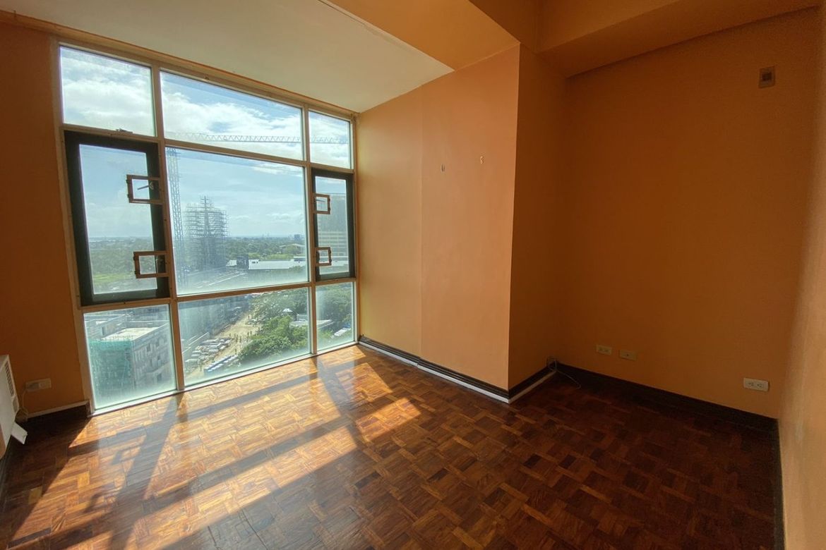 3 Bedroom Condo for Sale in Alabang, Muntinlupa, Metro Manila – photo 5