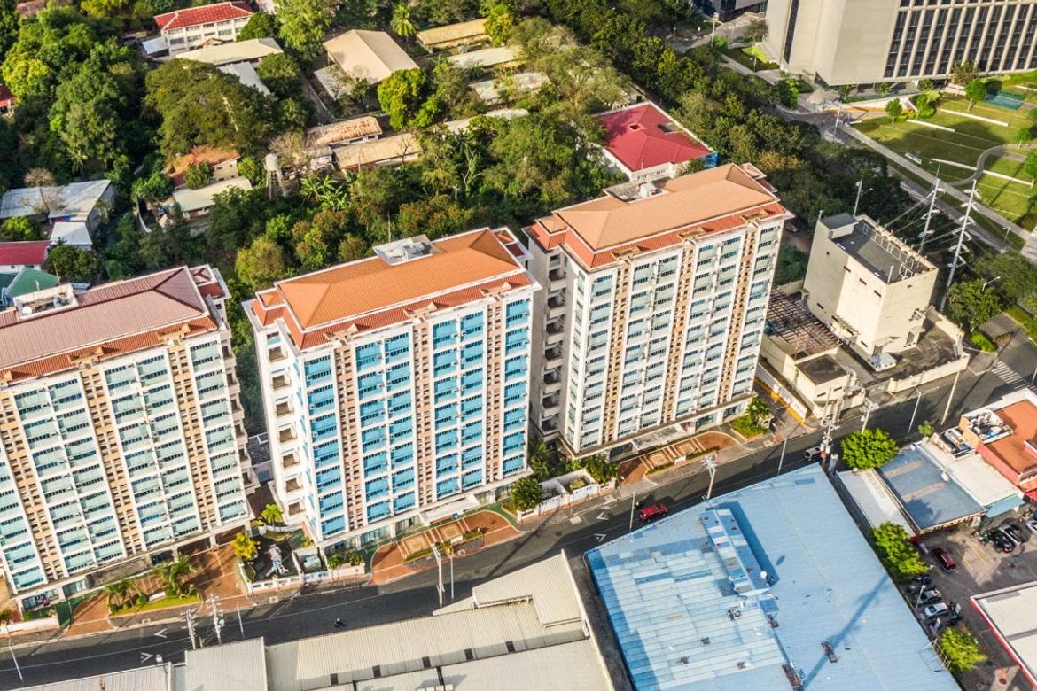 3 Bedroom Condo for Sale in Alabang, Muntinlupa, Metro Manila