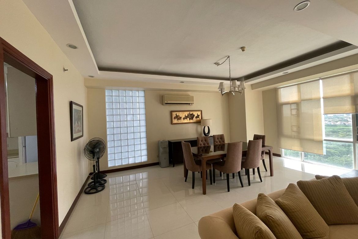 3 Bedroom Condo for Sale in Alabang, Muntinlupa, Metro Manila – photo 2