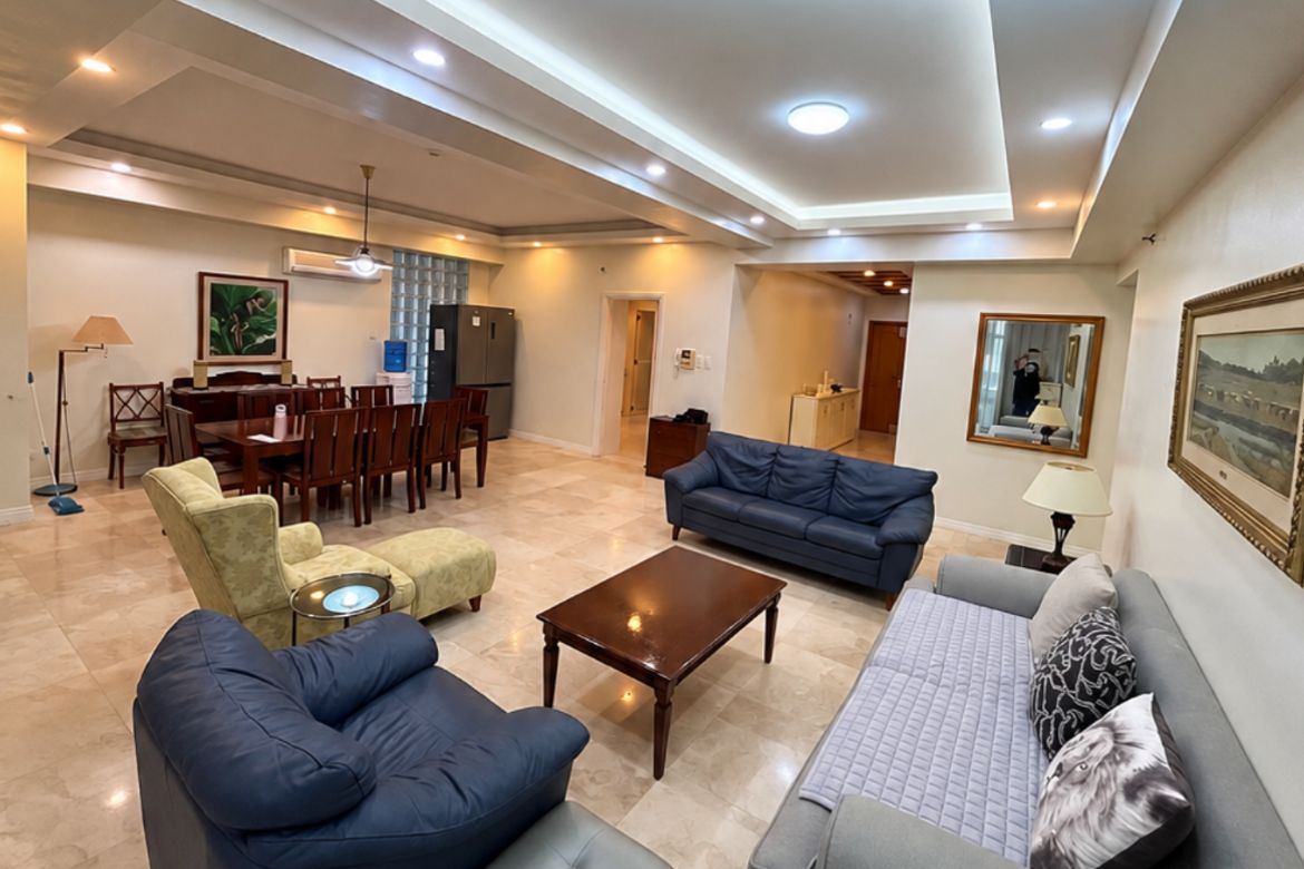 3 Bedroom Condo for Sale in Alabang, Muntinlupa, Metro Manila