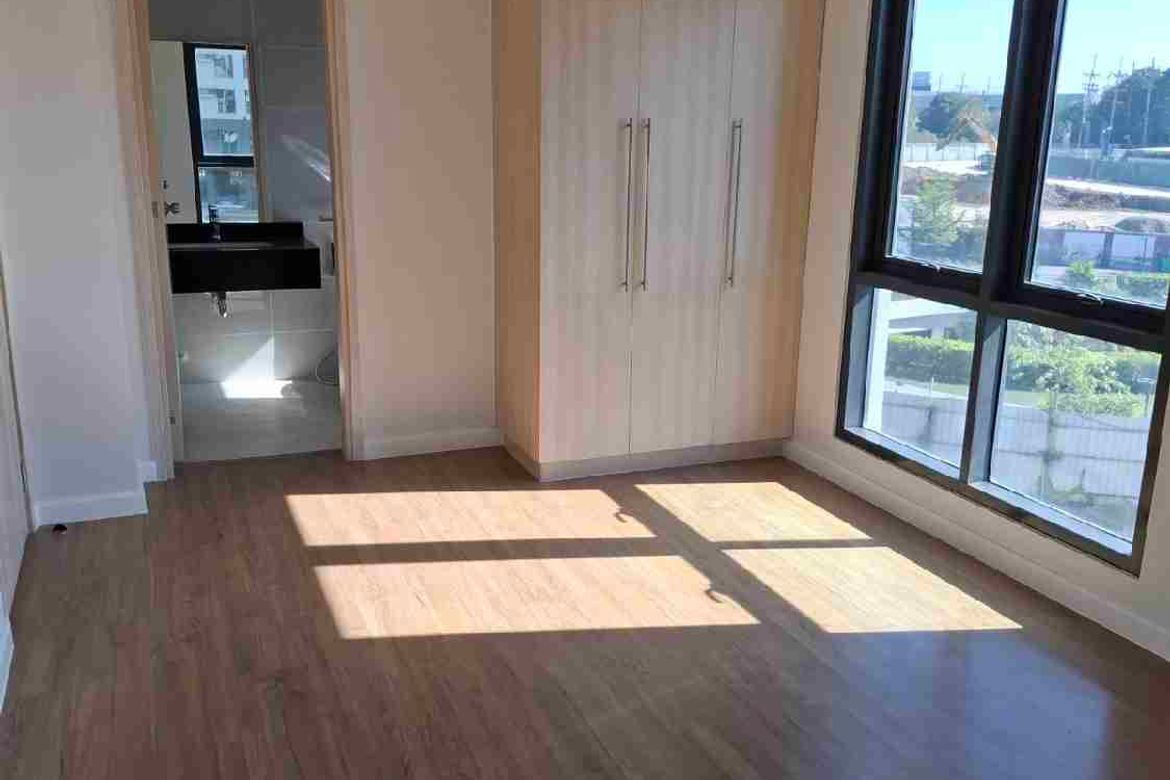 3 Bedroom Condo for Sale in Almanza Dos, Las Piñas, Metro Manila – photo 2