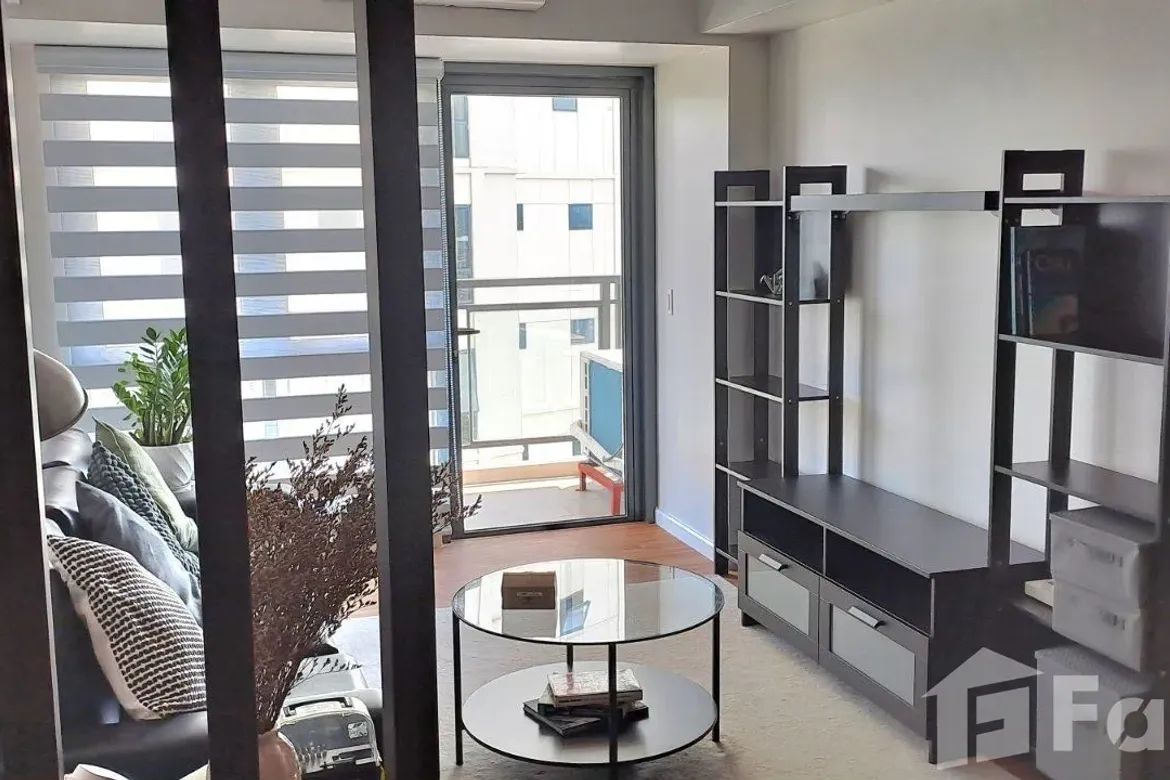 3 Bedroom Condo for Sale in Almanza Dos, Las Piñas, Metro Manila