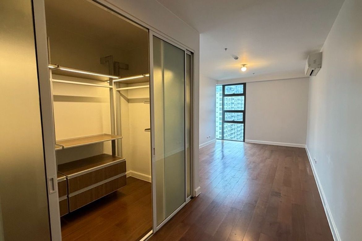 3 Bedroom Condo for Sale in Arbor Lanes, Western Bicutan, Taguig, Metro Manila – photo 2