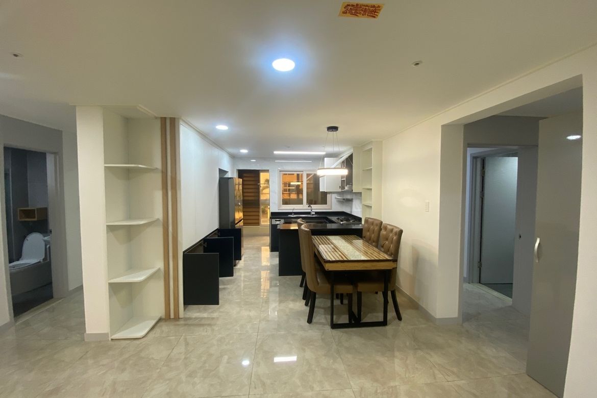 3 Bedroom Condo for Sale in Besco Clark Residences, Balibago, Angeles, Pampanga