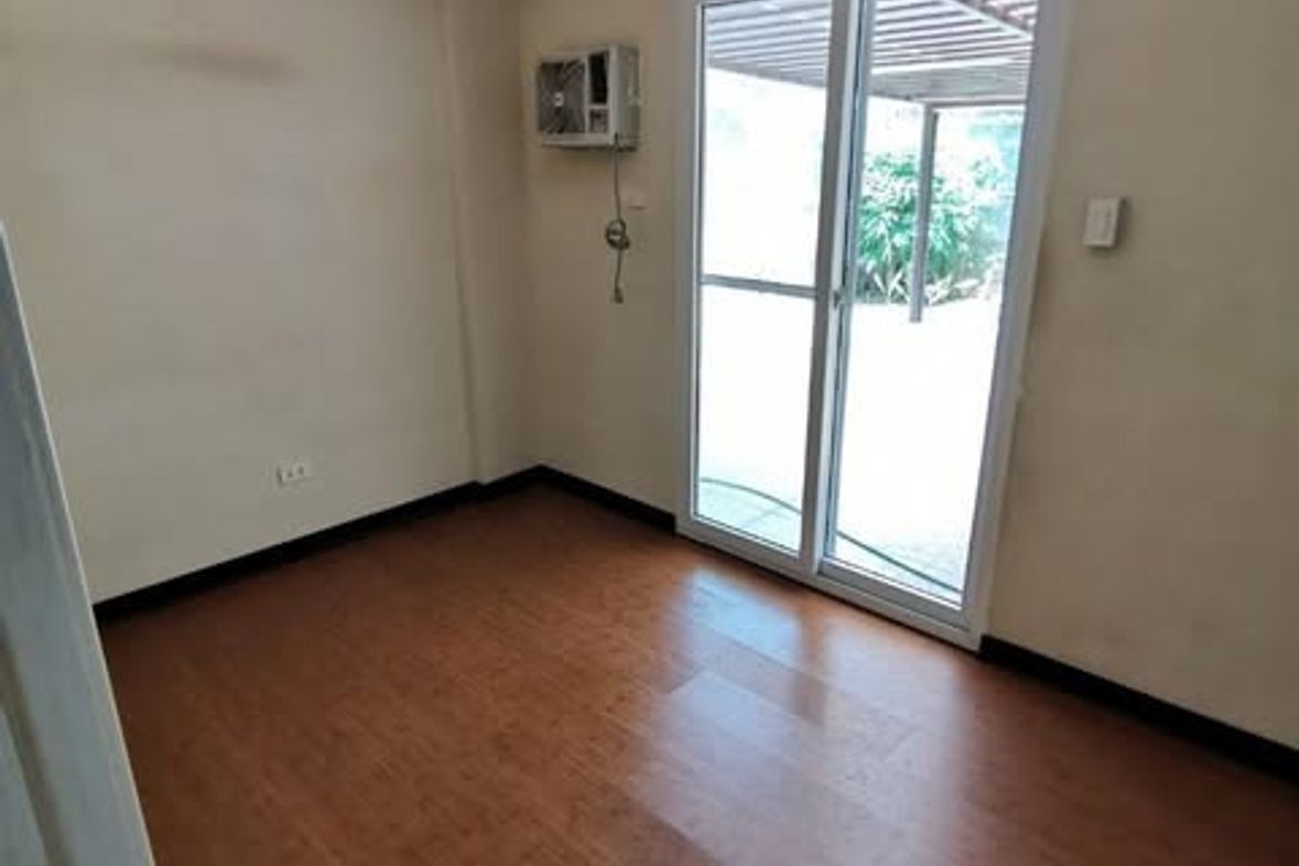 3 Bedroom Condo for Sale in BF Resort, Las Piñas, Metro Manila – photo 4