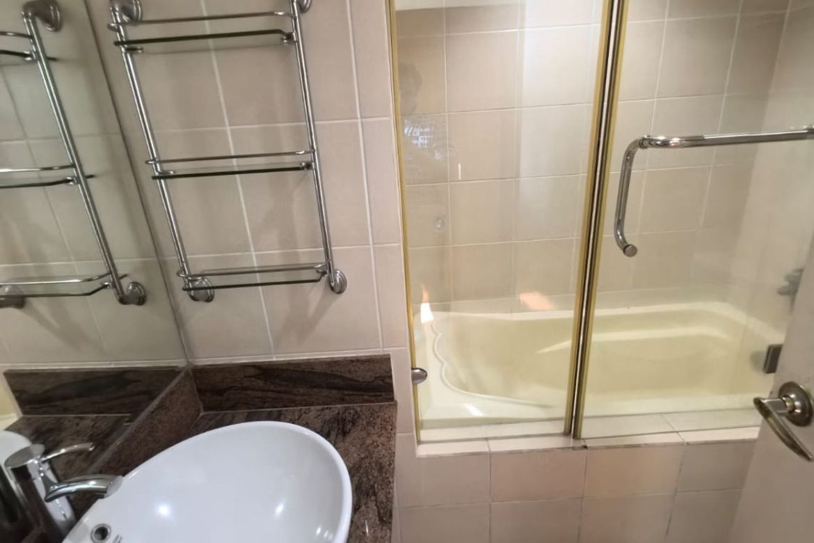 3 Bedroom Condo for Sale in BGC, Taguig – photo 7