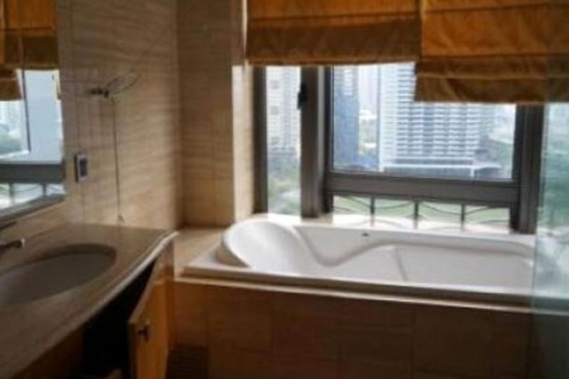 3 Bedroom Condo for Sale in BGC, Taguig – photo 3