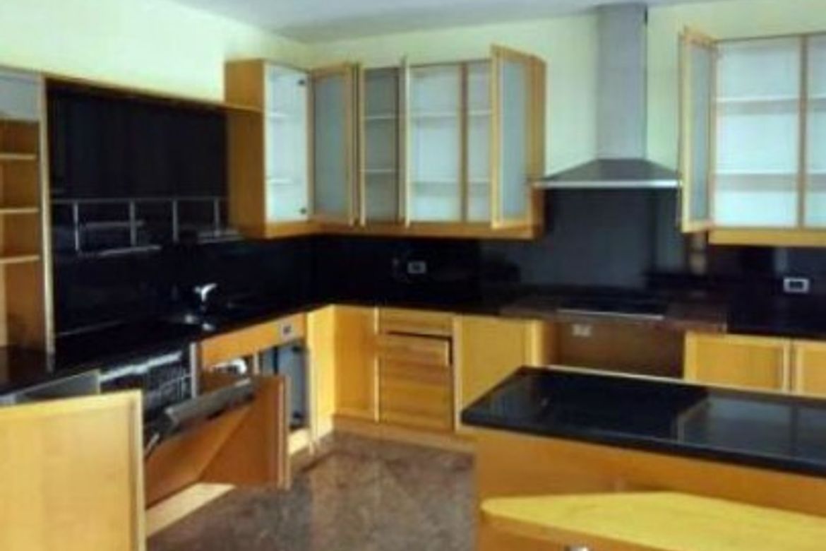 3 Bedroom Condo for Sale in BGC, Taguig – photo 4