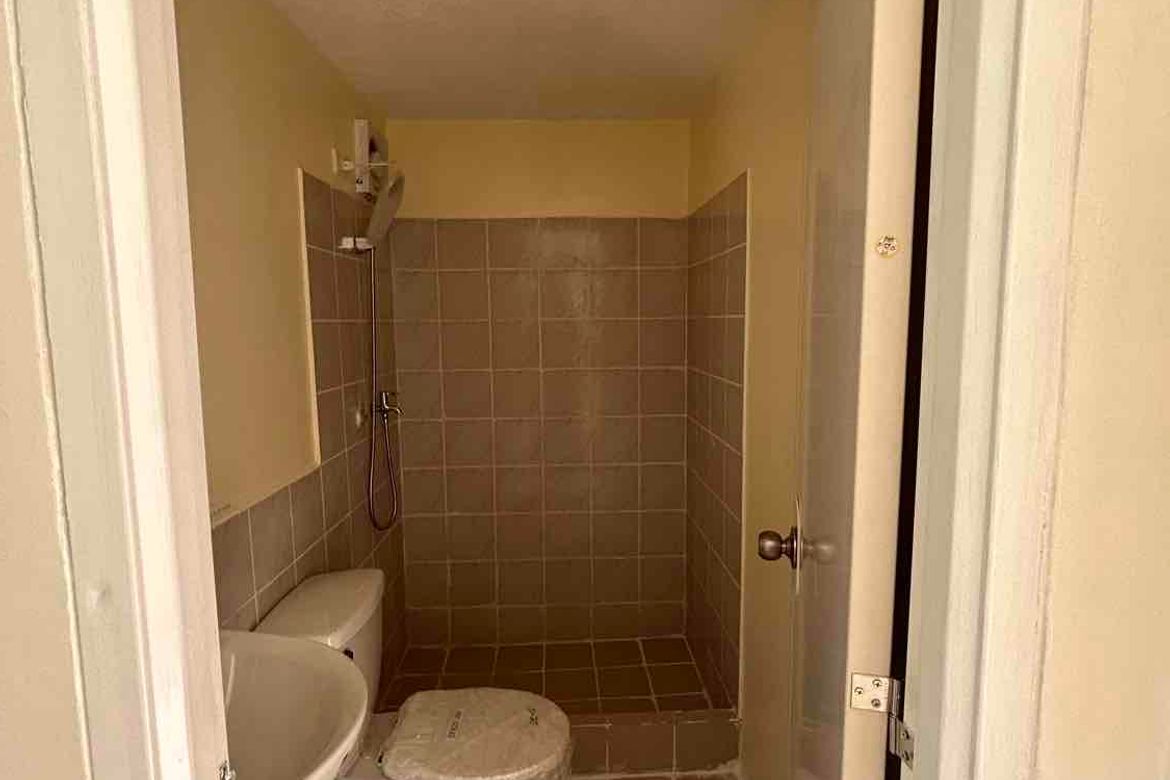 3 Bedroom Condo for Sale in Cambridge Village, San Andres, Cainta, Rizal – photo 6