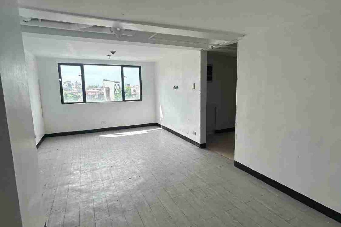 3 Bedroom Condo for Sale in Cambridge Village, San Andres, Cainta, Rizal – photo 5