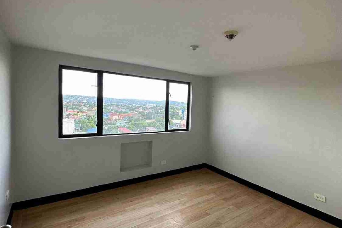 3 Bedroom Condo for Sale in Cambridge Village, San Andres, Cainta, Rizal – photo 6