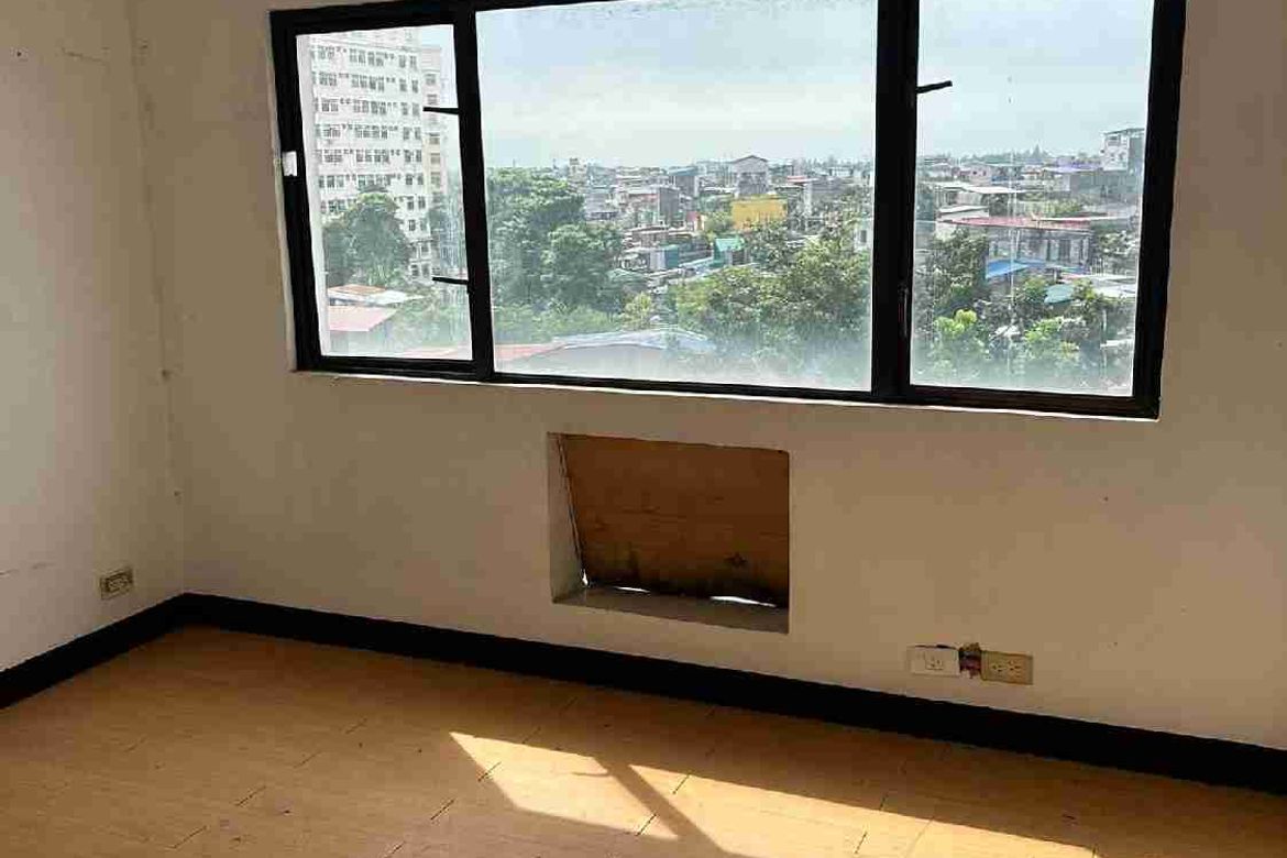 3 Bedroom Condo for Sale in Cambridge Village, San Andres, Cainta, Rizal – photo 8