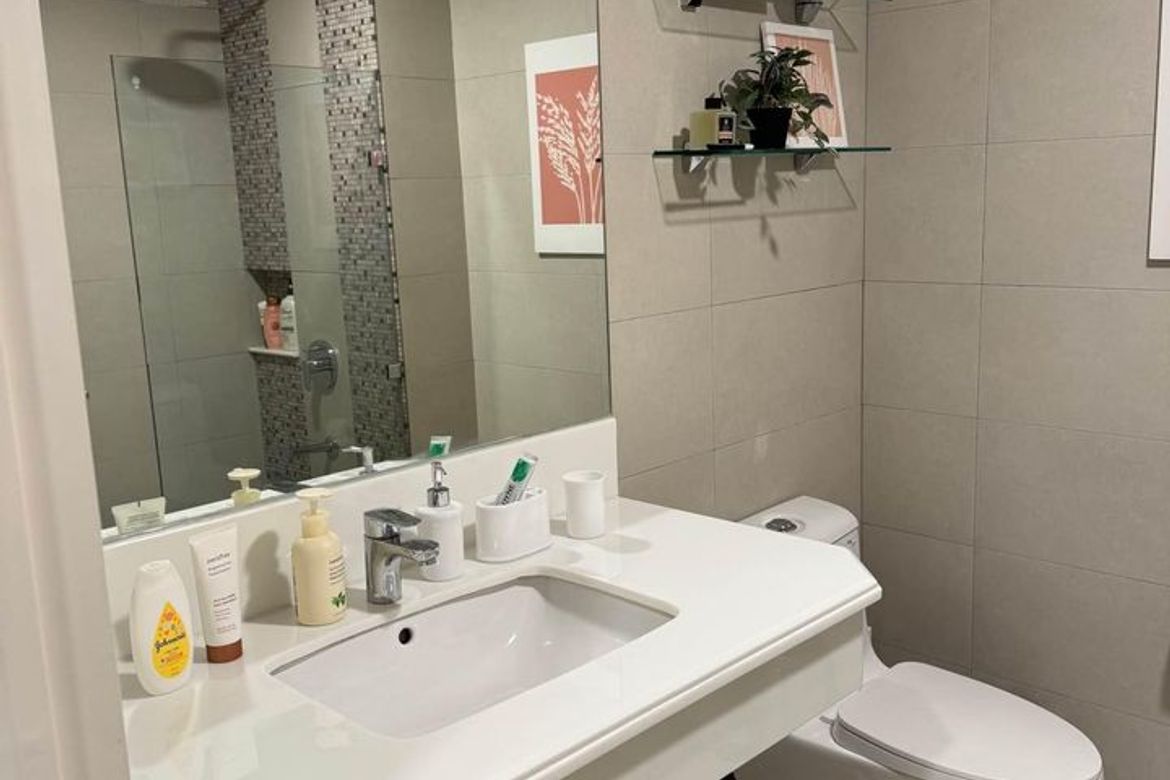 3 Bedroom Condo for Sale in Don Galo, Parañaque, Metro Manila