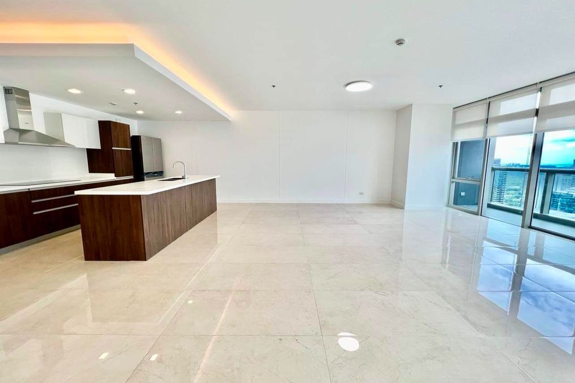 3 Bedroom Condo for Sale in East Gallery Place, BGC, Taguig, Metro Manila