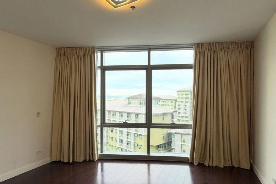 3 Bedroom Condo for Sale in East Gallery Place, BGC, Taguig – photo 3