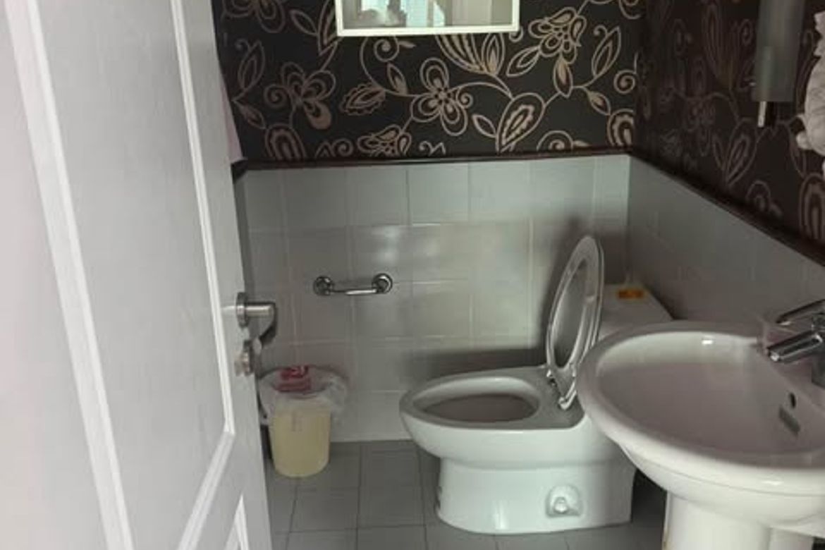 3 Bedroom Condo for Sale in Ermita, Manila, Metro Manila near LRT-1 Pedro Gil – photo 8