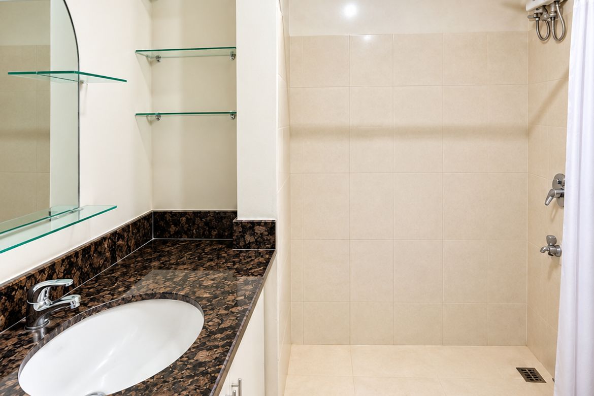 3 Bedroom Condo for Sale in Flair Towers, Highway Hills, Mandaluyong, Metro Manila near MRT-3 Boni – photo 6