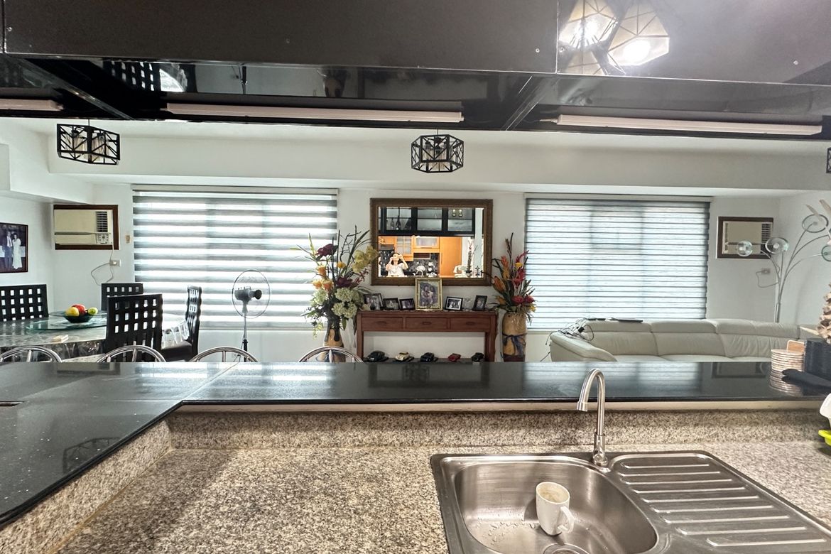 3 Bedroom Condo for Sale in Gateway Garden Heights, Barangka Ilaya, Mandaluyong, Metro Manila near MRT-3 Boni – photo 4