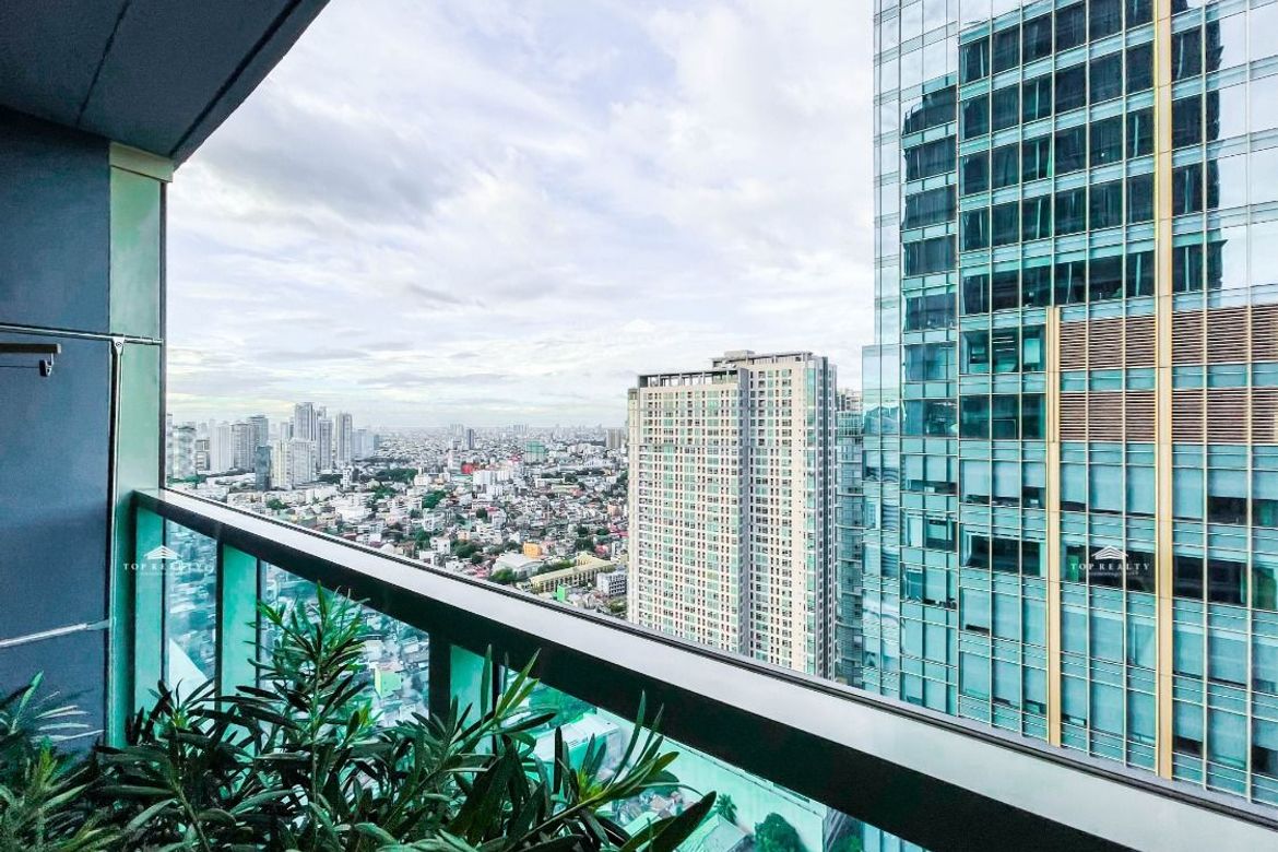 3 Bedroom Condo for Sale in Grand Hyatt Manila Residences, BGC, Taguig – photo 2
