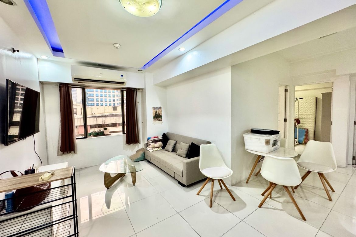 3 Bedroom Condo for Sale in Greenbelt Parkplace, Urdaneta, Makati City near MRT-3 Ayala