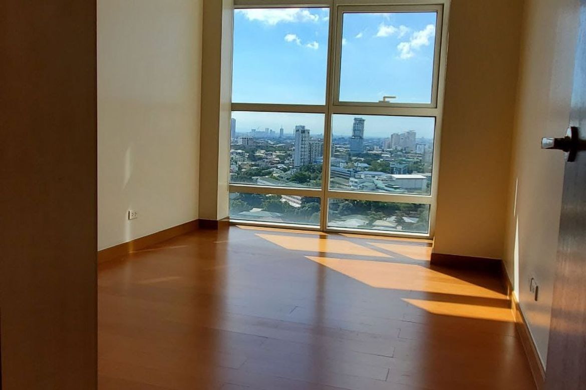 3 Bedroom Condo for Sale in Greenhills, San Juan, Metro Manila – photo 4