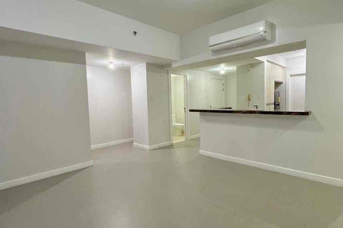 3 Bedroom Condo for Sale in Greenhills, San Juan, Metro Manila near MRT-3 Santolan – photo 2