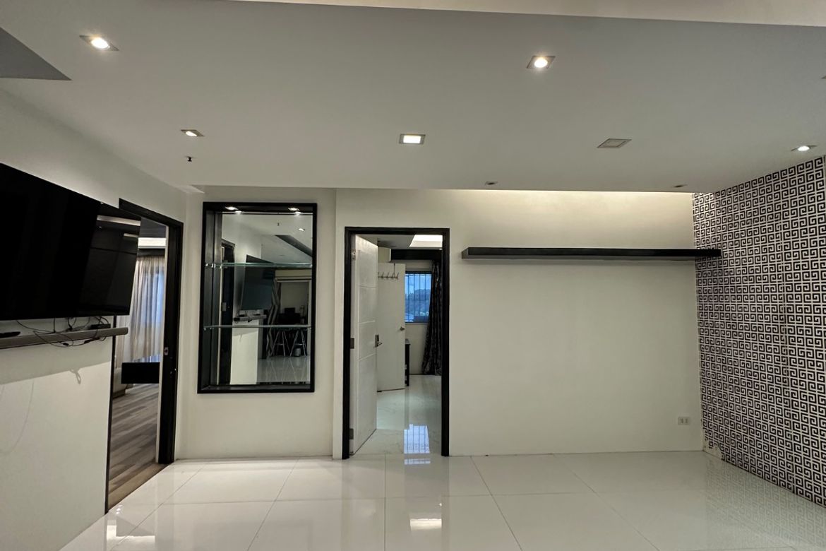 3 Bedroom Condo for Sale in Greenhills, San Juan, Metro Manila near MRT-3 Santolan – photo 3
