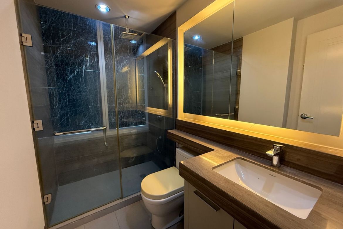 3 Bedroom Condo for Sale in Guadalupe Viejo, Makati City near MRT-3 Guadalupe – photo 16