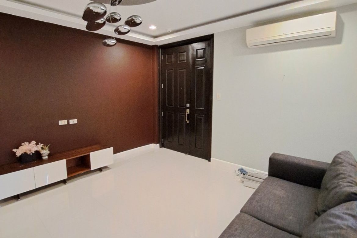 3 Bedroom Condo for Sale in Kapitolyo, Pasig, Metro Manila – photo 2