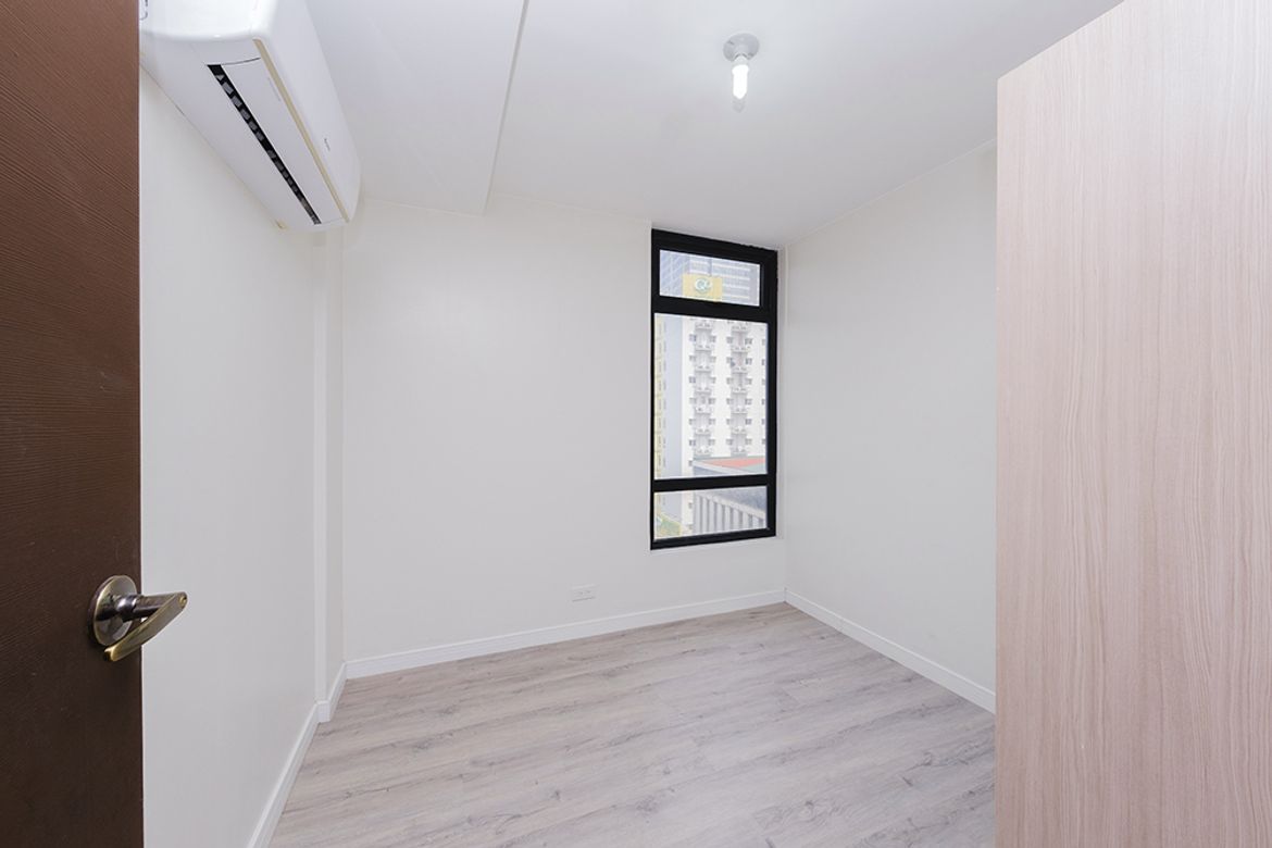 3 Bedroom Condo for Sale in La Nobleza Terrazas, Malate, Manila, Metro Manila near LRT-1 Vito Cruz – photo 2