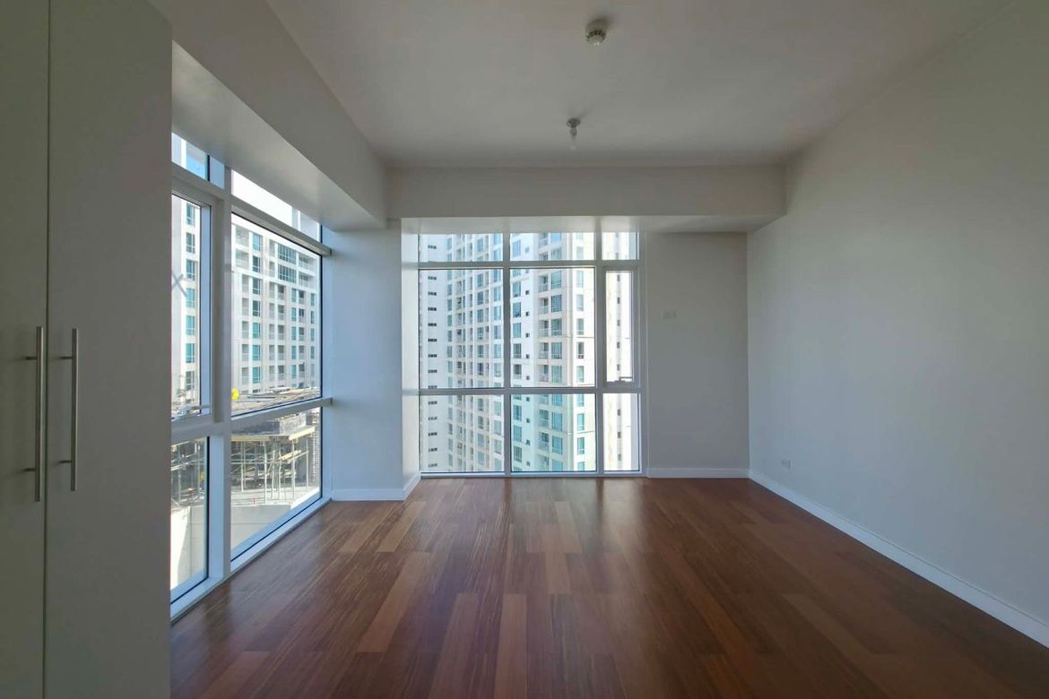 3 Bedroom Condo for Sale in Lahug, Cebu City, Cebu