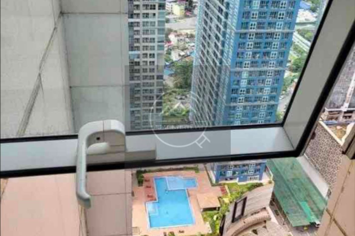 3 Bedroom Condo for Sale in Madison Park West, BGC, Taguig – photo 2