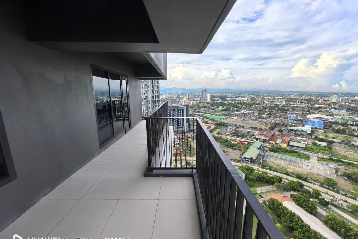 3 Bedroom Condo for Sale in Mandani Bay Suites, Tipolo, Mandaue, Cebu – photo 4