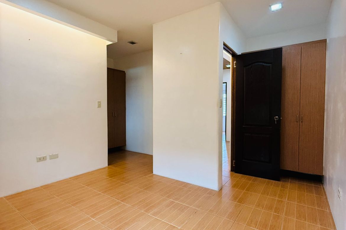 3 Bedroom Condo for Sale in Marikina Heights, Marikina, Metro Manila – photo 3