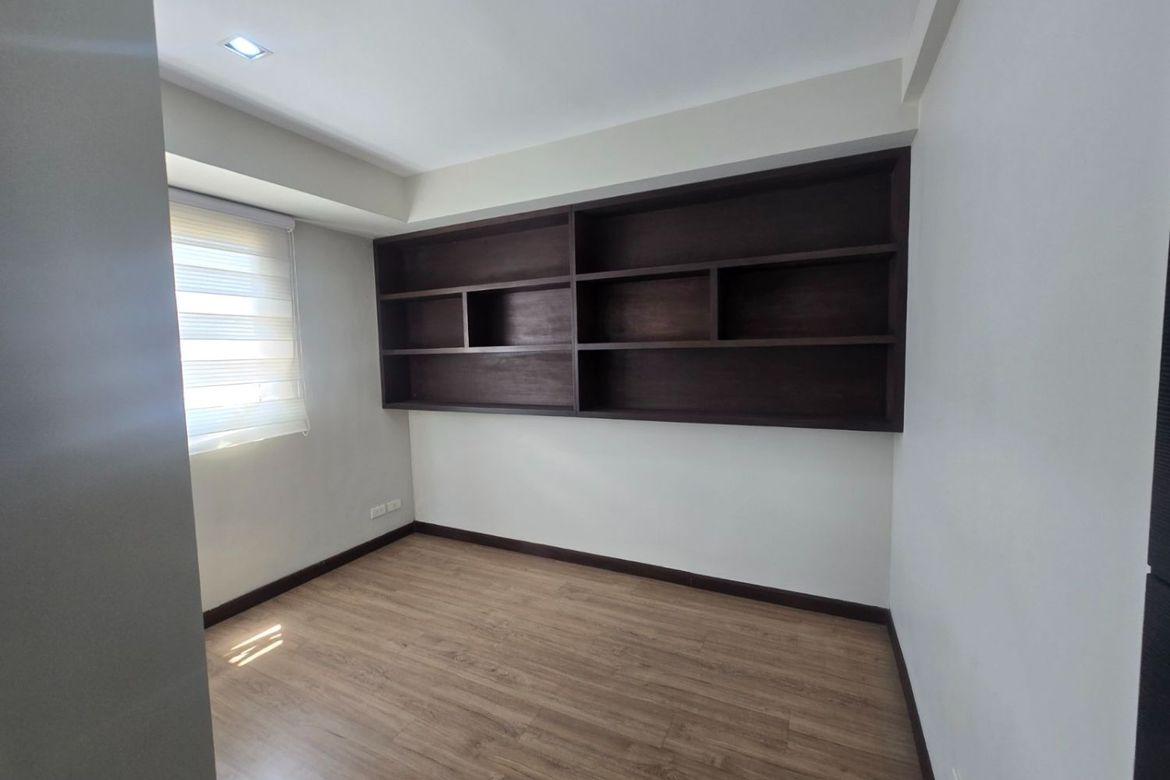 3 Bedroom Condo for Sale in Marquee Residences, Pulungbulu, Angeles, Pampanga – photo 4