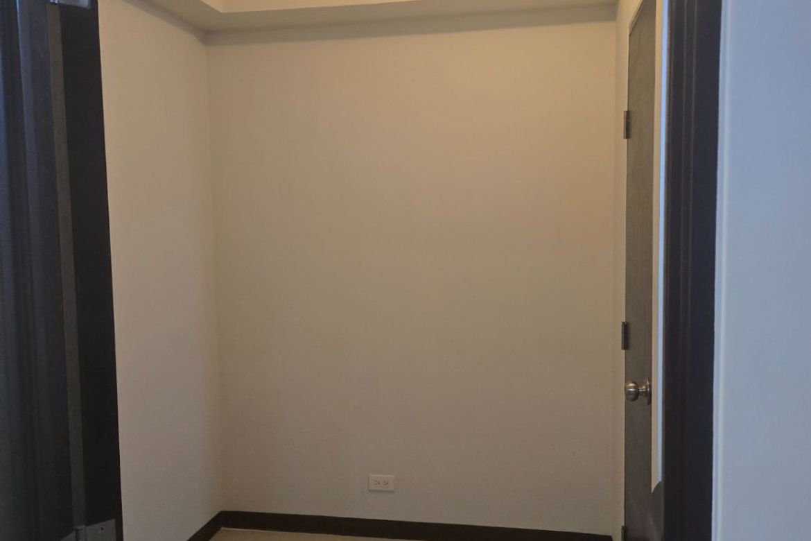 3 Bedroom Condo for Sale in Marquee Residences, Pulungbulu, Angeles, Pampanga – photo 4