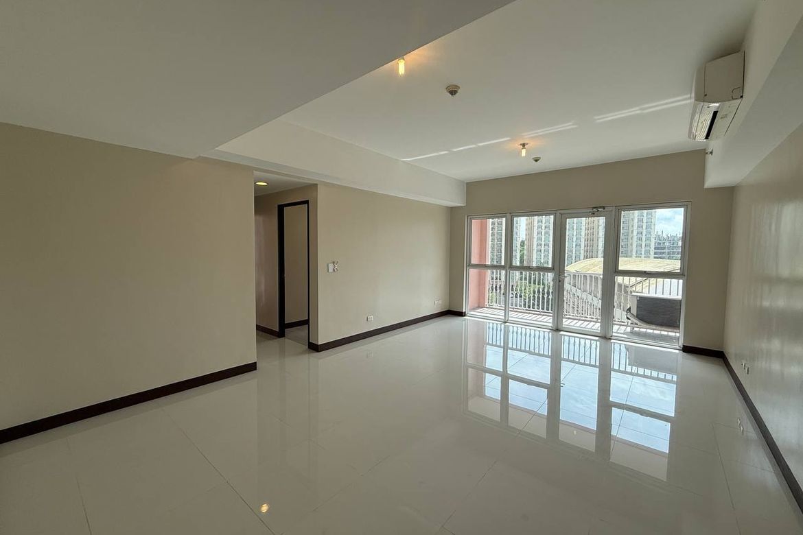 3 Bedroom Condo for Sale in McKinley Hill, Taguig, Metro Manila