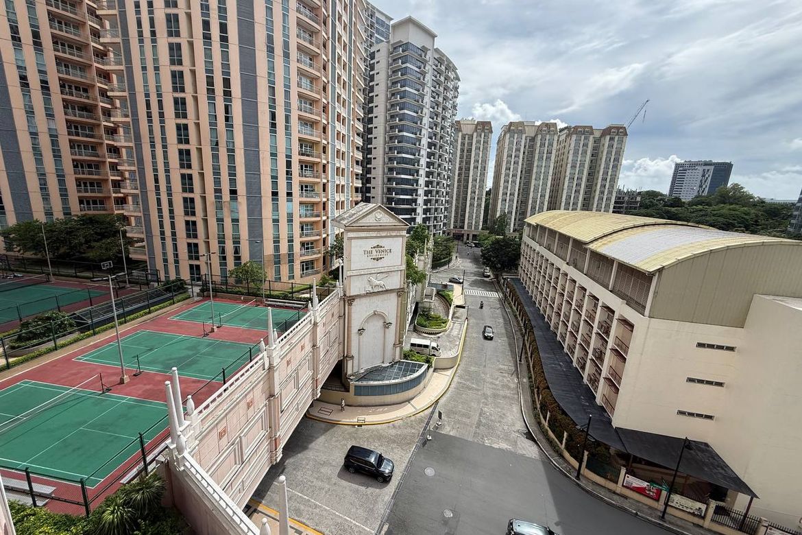 3 Bedroom Condo for Sale in McKinley Hill, Taguig, Metro Manila – photo 7